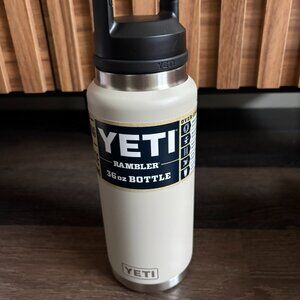 NEW WITH TAGS! Yeti Rambler 36 oz